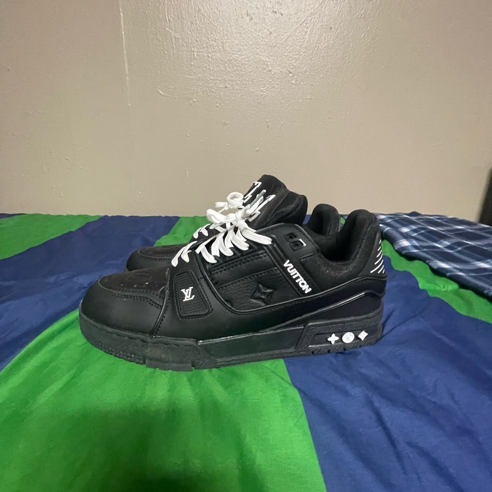 Louis Vuitton Shoes, Size 11, Great Quality. - Picture 3 of 5